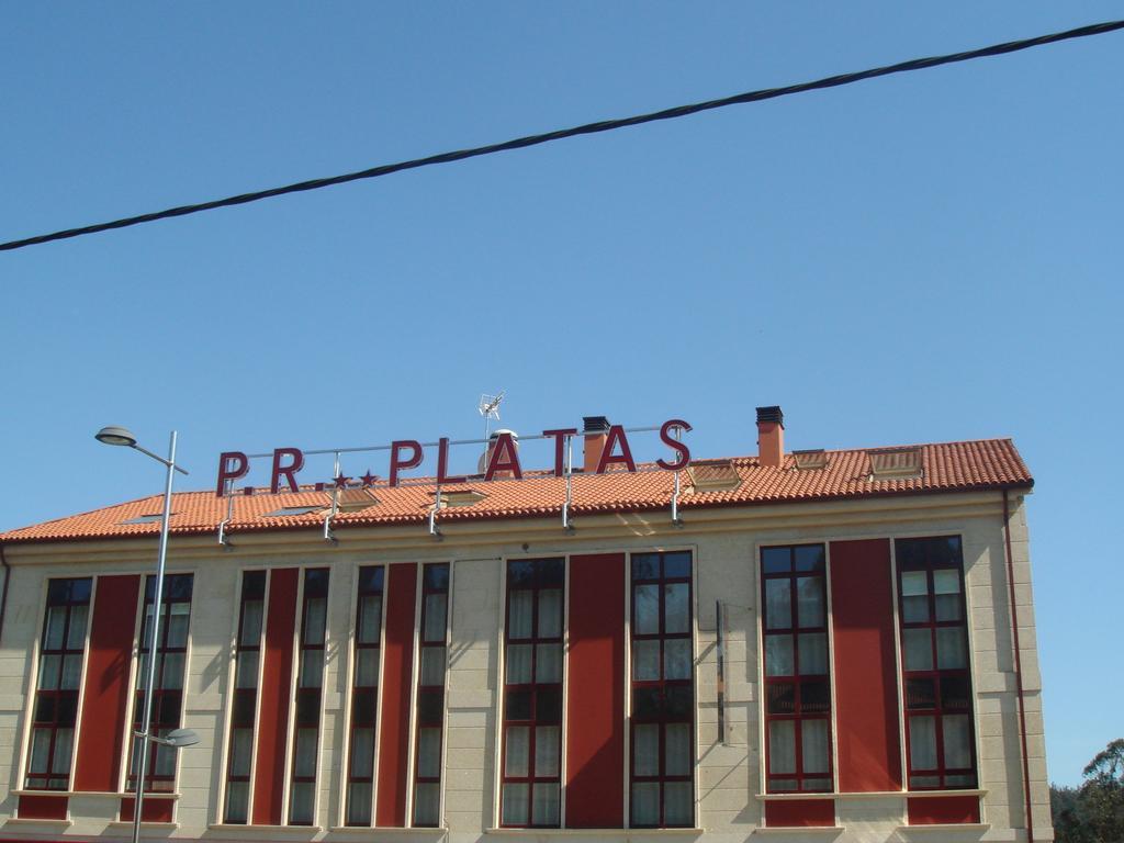 Pension Residencial Platas O Pedrouzo Bagian luar foto