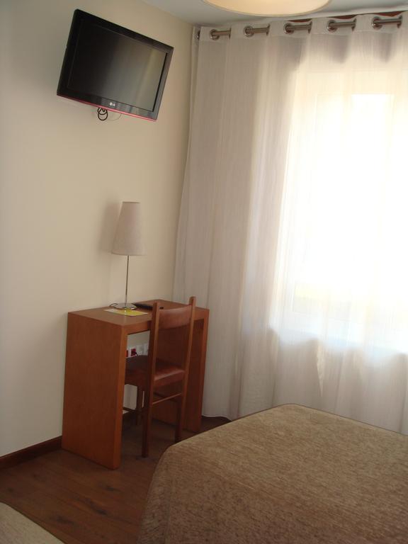 Pension Residencial Platas O Pedrouzo Bagian luar foto