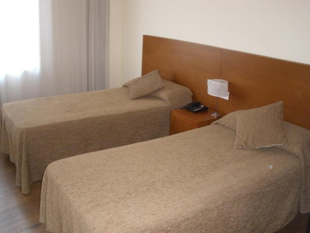 Pension Residencial Platas O Pedrouzo Ruang foto